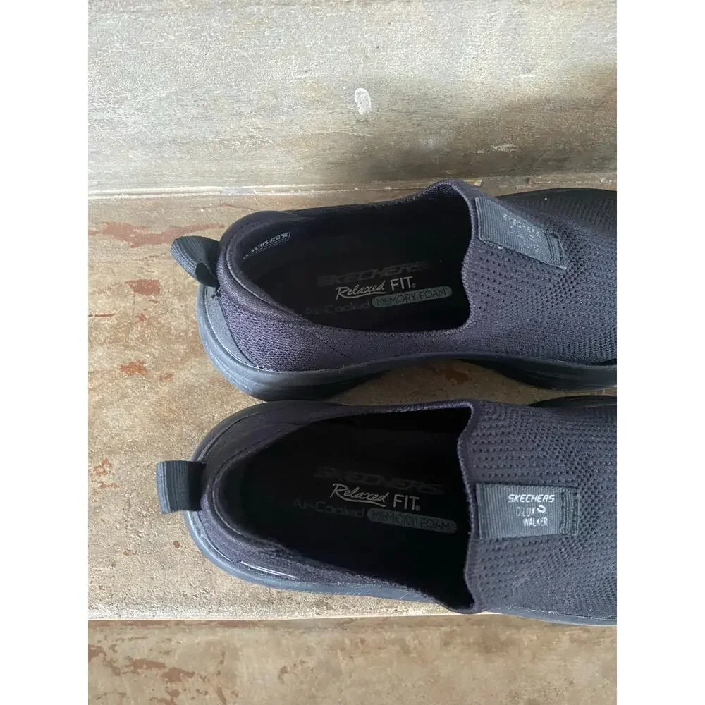 Skechers DLux Walker Relaxed Fit black knit upper sneaker